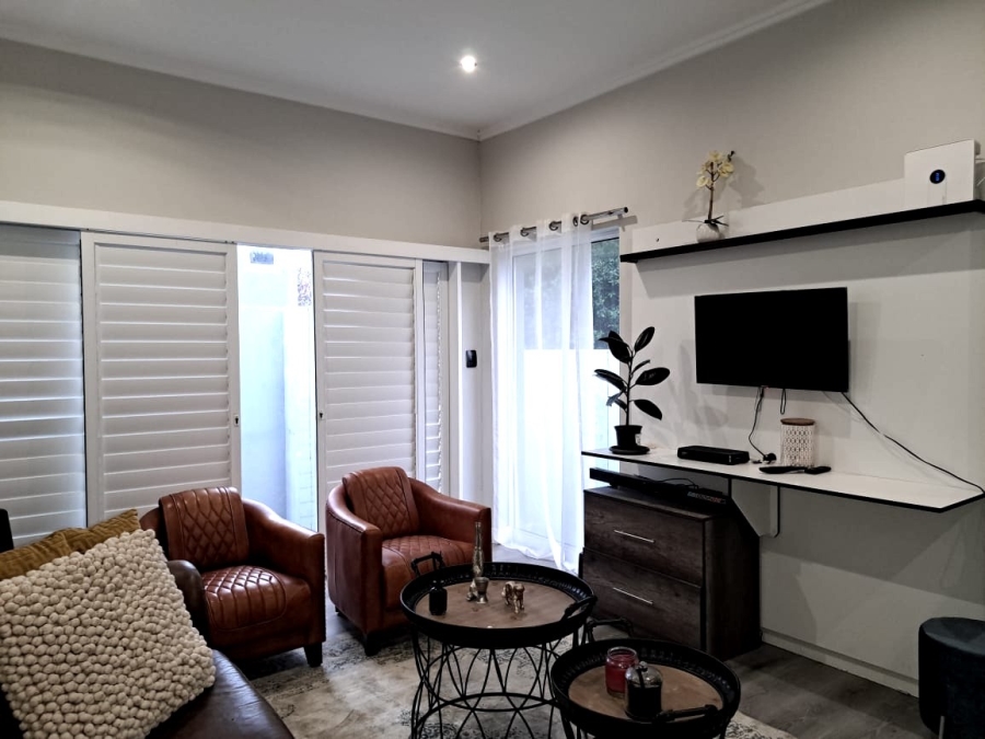 2 Bedroom Property for Sale in Berea Eastern Cape
